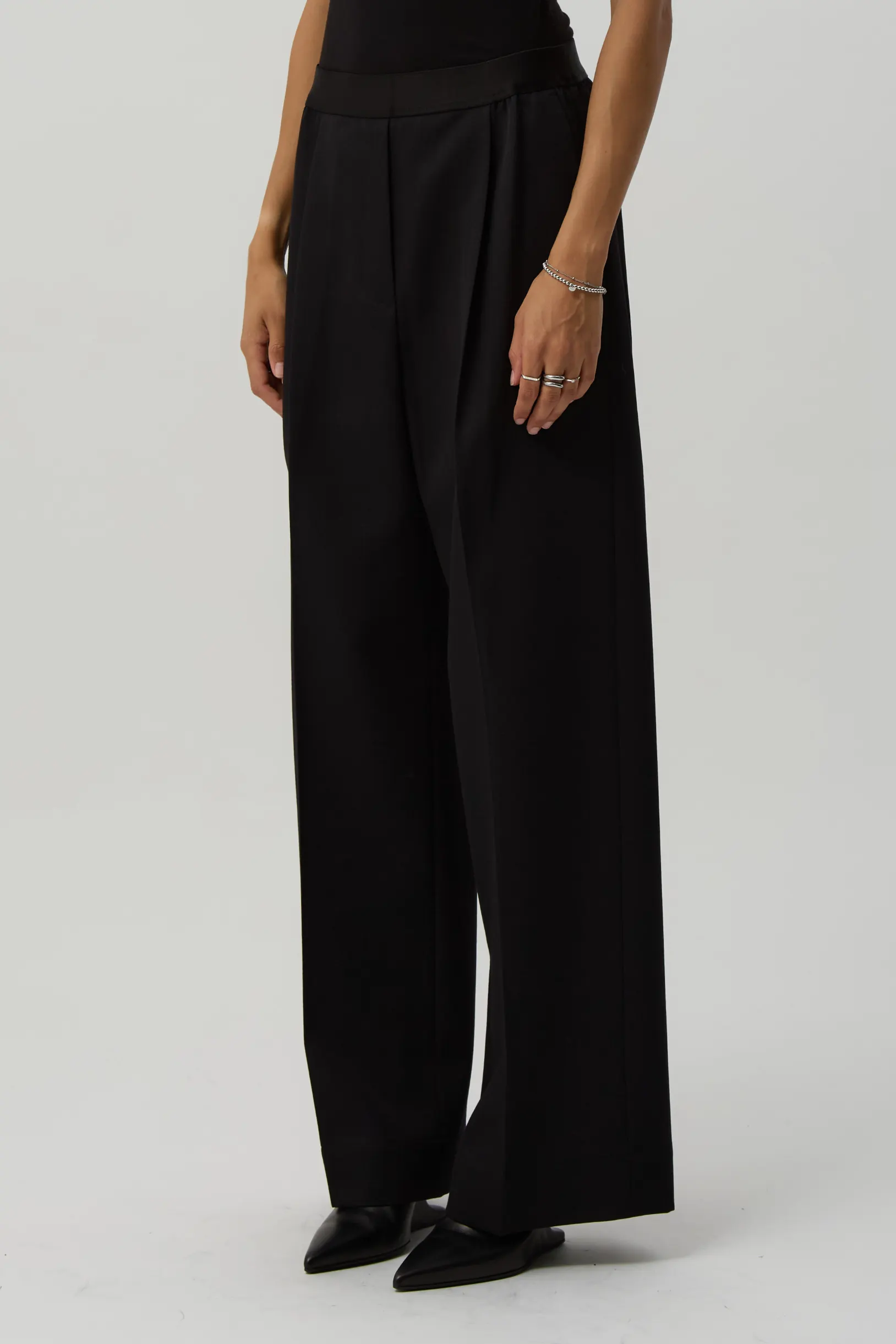 Coarse Black Norm Trouser