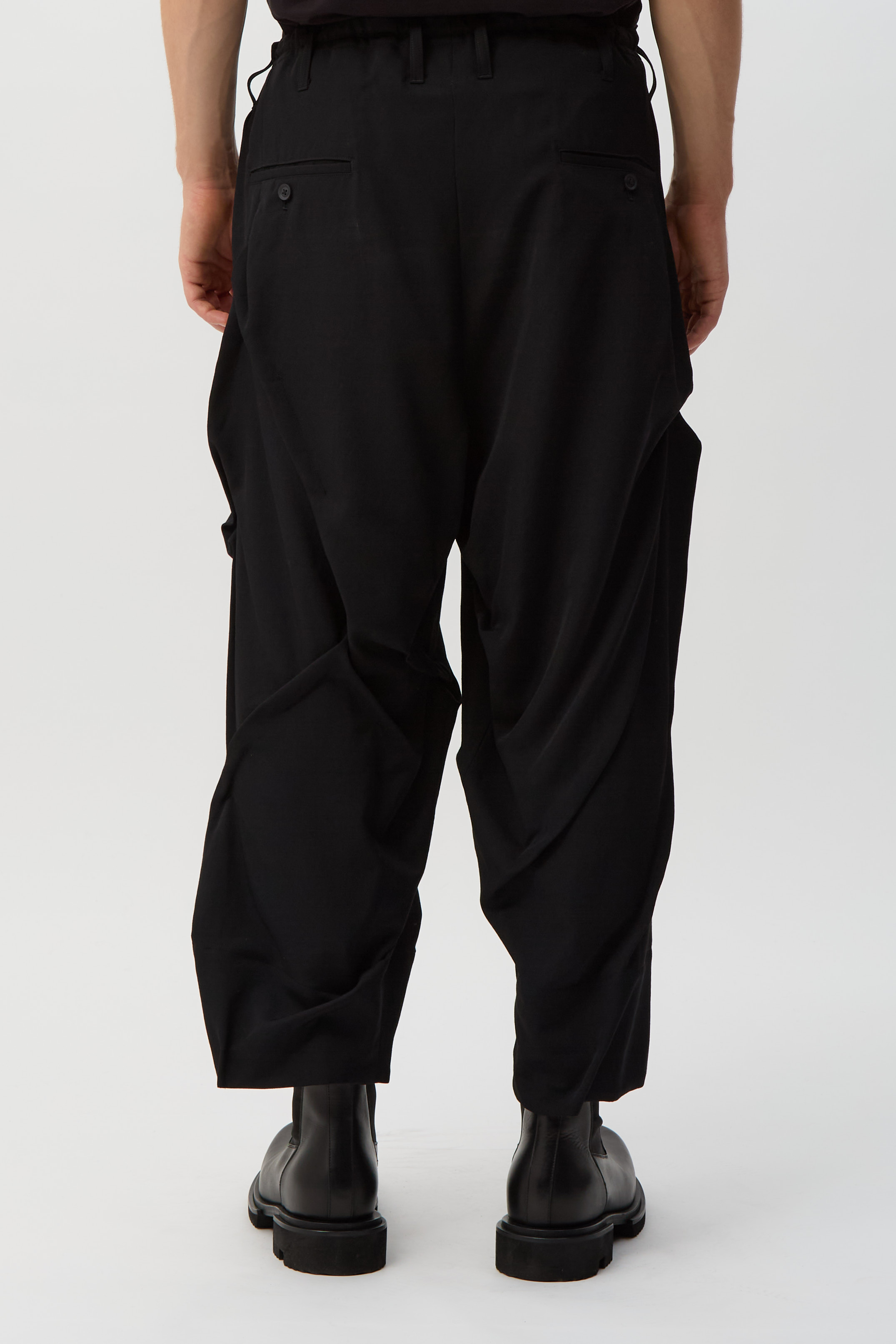 Black Random Tuck Pants