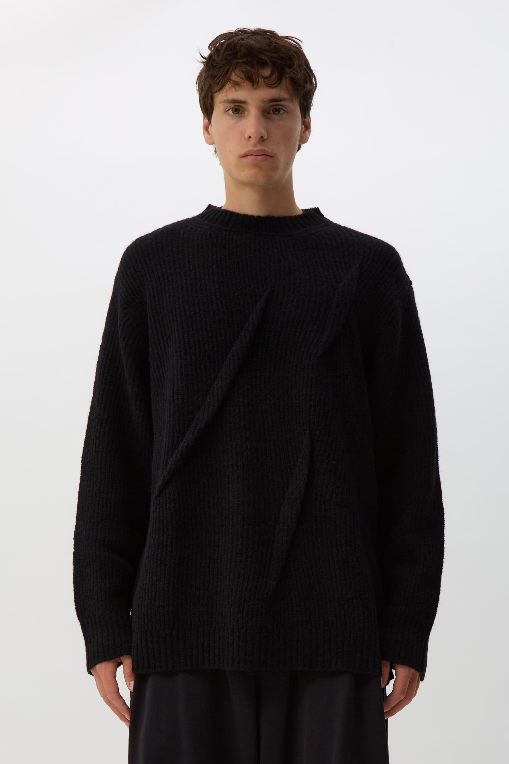 Black Tuck Round Neck Pullover